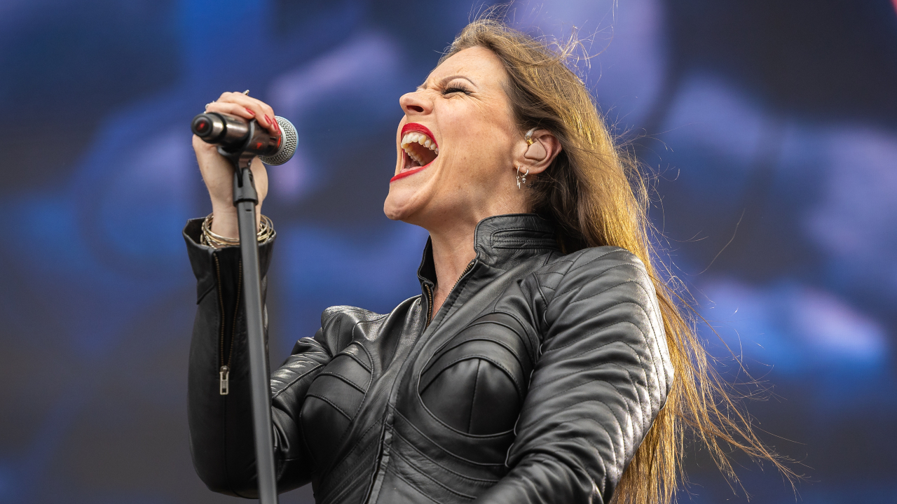 NIGHTWISH And Floor Jansen Part Ways After 14 Years