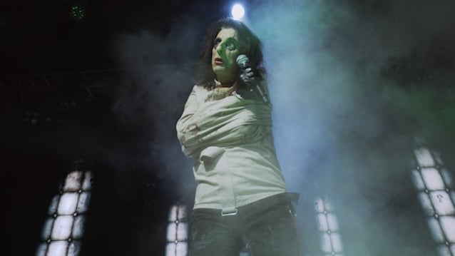 ALICE COOPER: "I've Always Felt That I Had to Prove Myself"