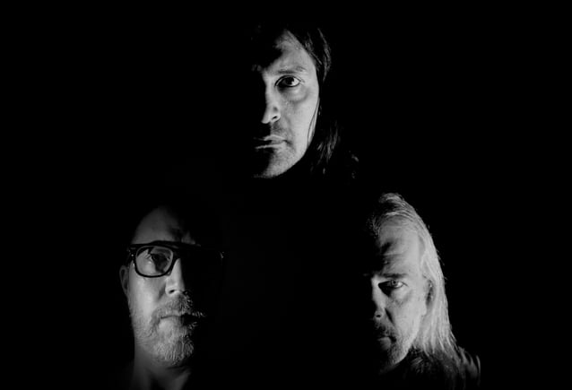 Учасники THE SWORD і ZOMBI представили дум-проєкт AUTUMN TOMB