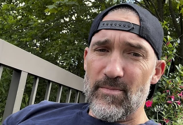 SEVENDUST's Clint Lowery Won't Guess At An End Date: 'I Think God Will Do That For Me'