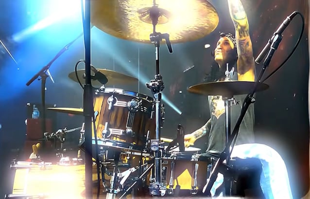 Концертний ударник BLACK SABBATH ТОММІ КЛУФЕТОС про те, чому не зіграв на альбомі «13»: «Це вже справа минулого»