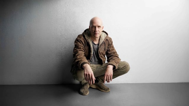 Devin Townsend написав 100 пісень після «The Moth»: «Слава загалом — це прокляття»