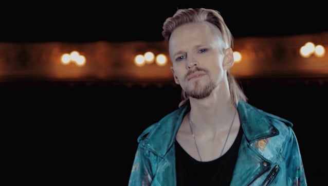 ERIK GRÖNWALL презентує кліп «Who's The Winner» з дебютного сольного альбому «Bad Bones»
