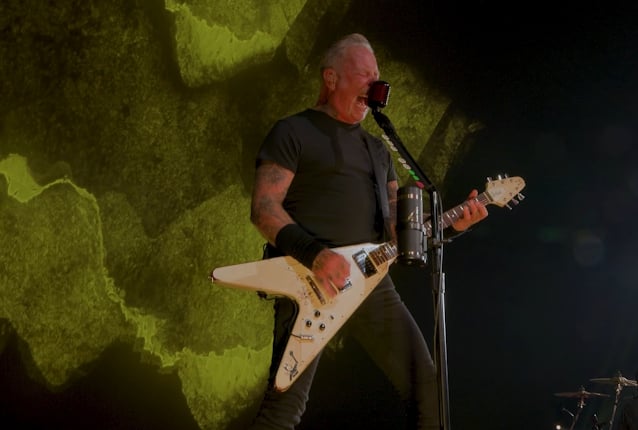METALLICA Share Pro-Shot 'Lux Æterna' From Third Sphere Show