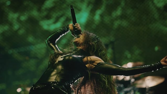 ARCH ENEMY оприлюднили офіційне концертне відео «Nemesis» з Лорен Гарт, зняте під час літнього європейського туру 2026 року