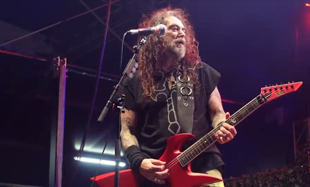 MAX CAVALERA On Performing SEPULTURA's 'Chaos A.D.' In Full: 'A Whole New Generation Never Got To See The Original Play It'