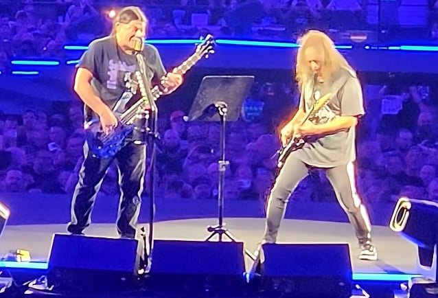 METALLICA Cover ACCEPT Classic 'Fast As A Shark' During Frankfurt Concert