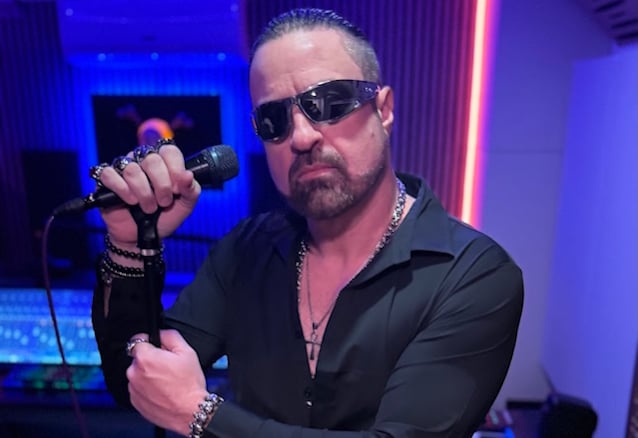 RUSSELL ALLEN із SYMPHONY X Видав Особисту Баладу 'Love Her Like I Do (Ava's Song)' До Місяця Поінформованості Про Аутизм