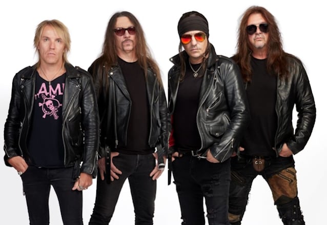 Бас-гітарист SKID ROW RACHEL BOLAN про пошук вокаліста: «Особиста хімія — це все»