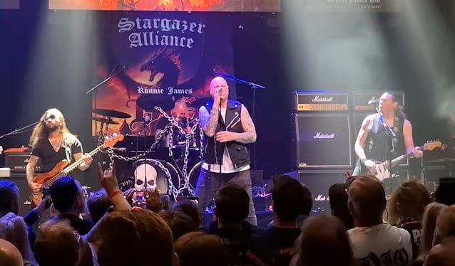 Учасники SOILWORK, KING DIAMOND та інші вшанували пам'ять Ронні Джеймса DIO на концерті-трибюті у Стокгольмі