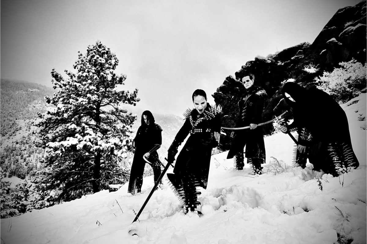 STORMKEEP у колорадському снігу, шипи та corpse paint